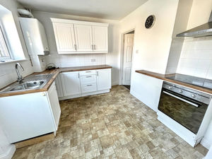 Photo 8- click for photo gallery